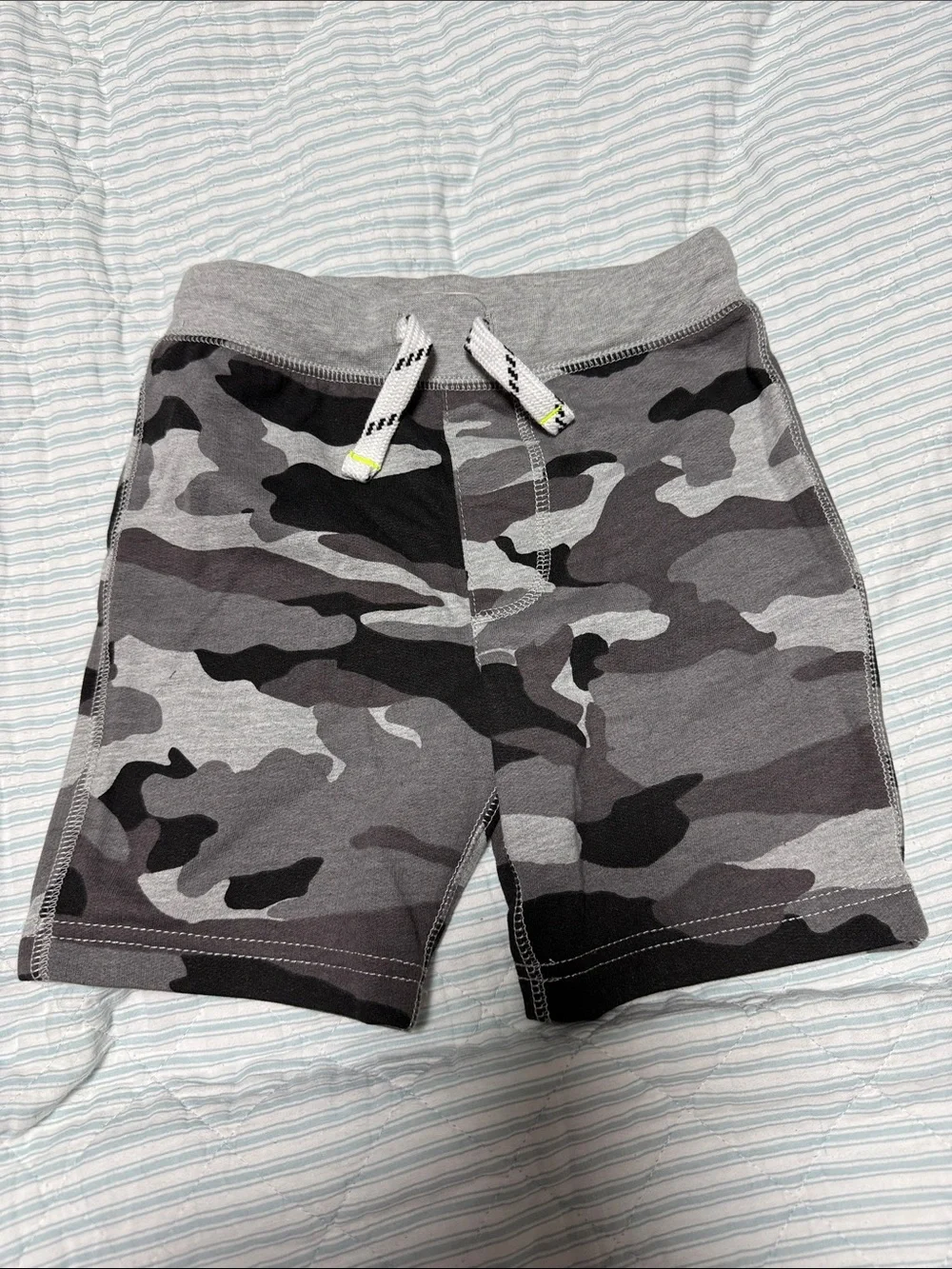Crewcuts Gray Camo Athletic Shorts with Drawstring NWOT XS